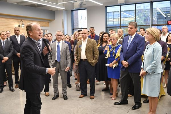 Chambers, and politicians at Vantage Ventures opening