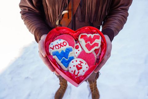 Valentine’s Day gifts don’t have to cause stress, but they can’t be late, according to gift-giving scholar Julian Givi, whose research suggests Valentine’s Day shoppers should think outside the box, embrace sappiness and celebrate platonic loved ones. (WV
